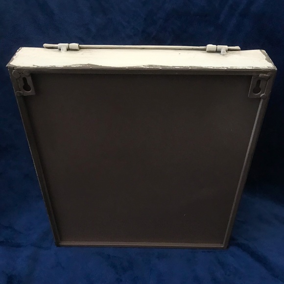 ❌SOLD❌ Farmhouse Dog Food Container - Picture 3 of 4